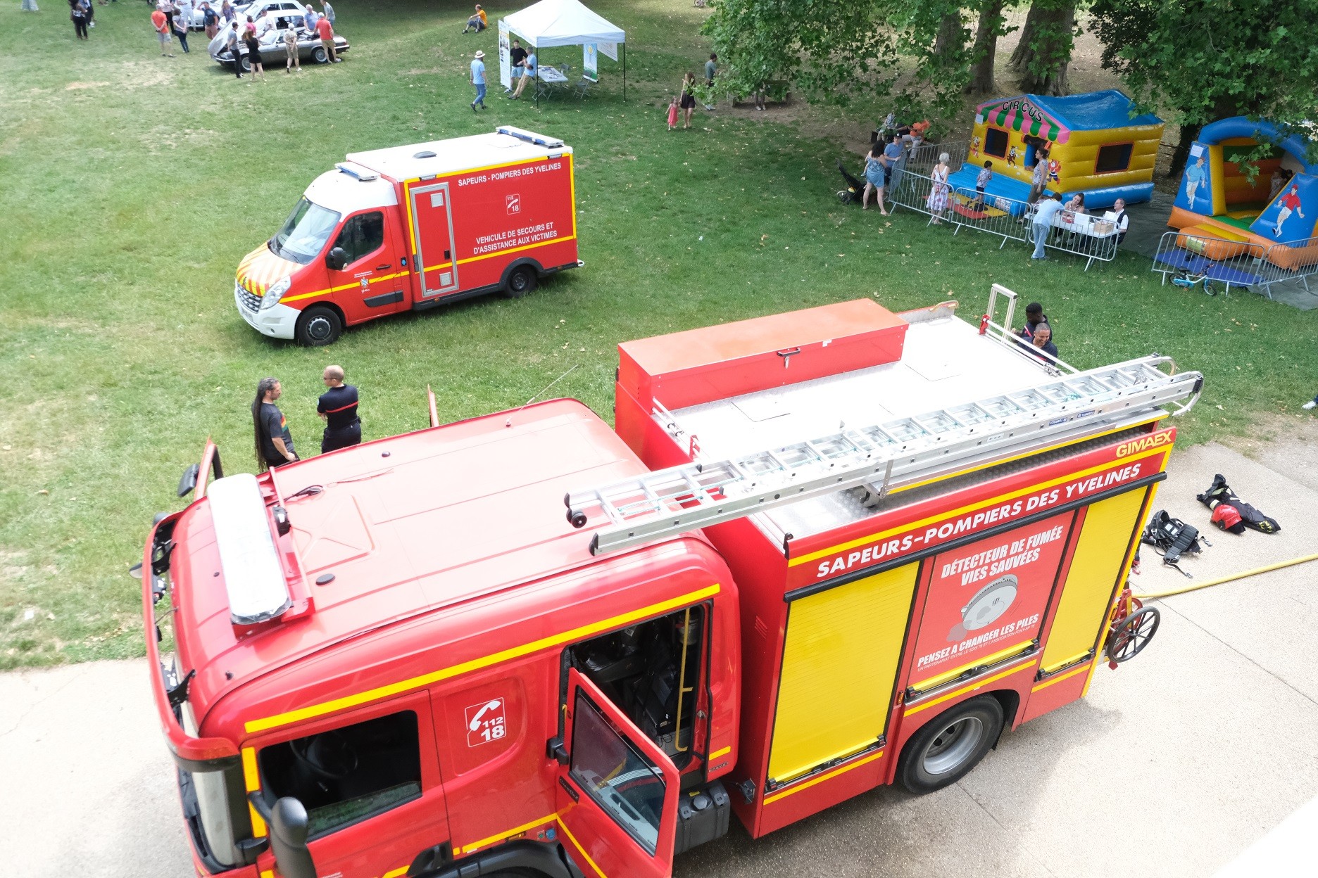 Pompiers de Vernouillet en démonstration,